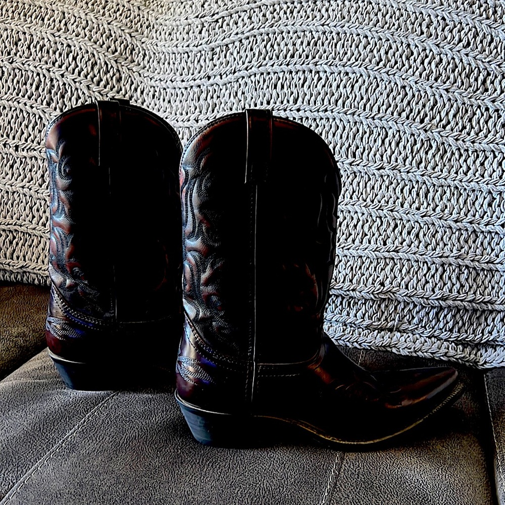 Loredo 11 1/2D lightly worn great condition